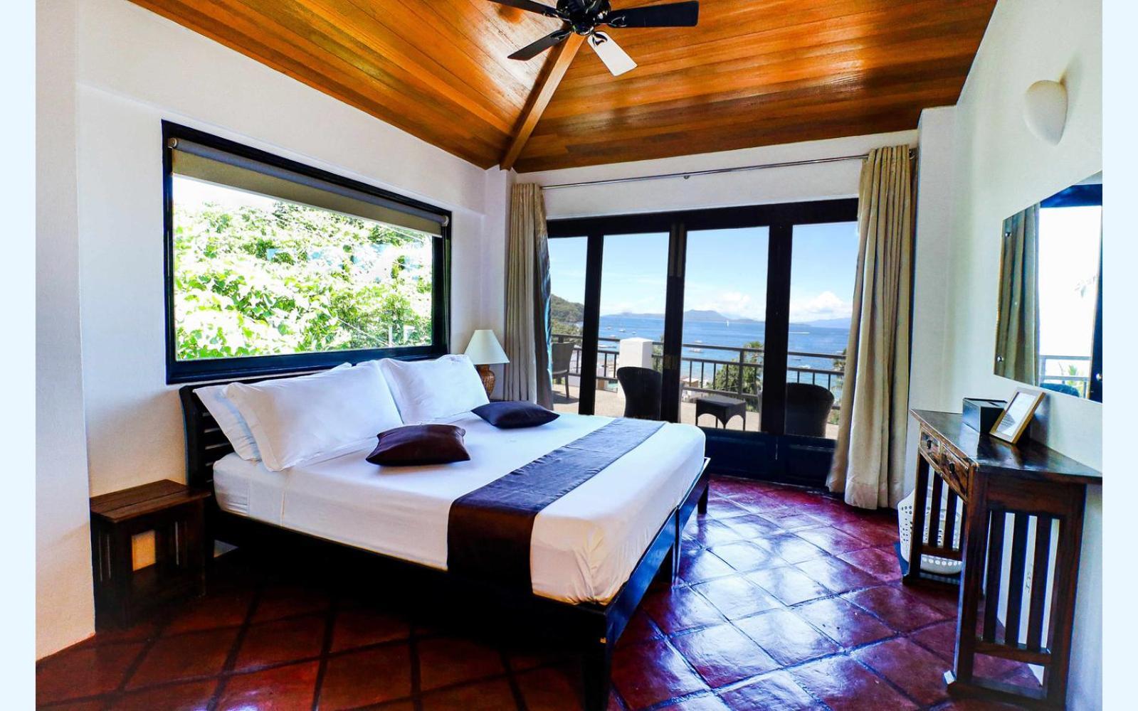 Out Of The Blue Resort Puerto Galera Exterior foto