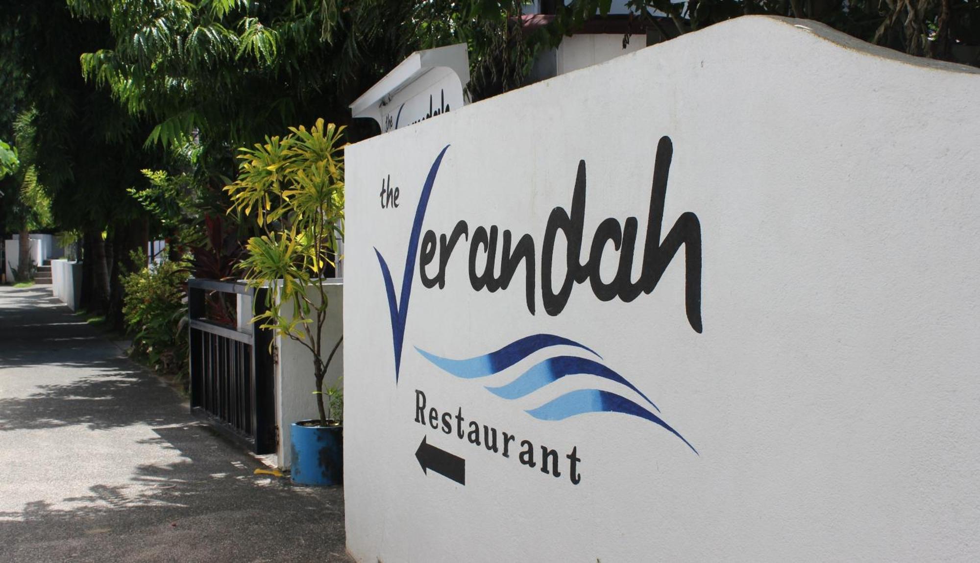 Out Of The Blue Resort Puerto Galera Exterior foto