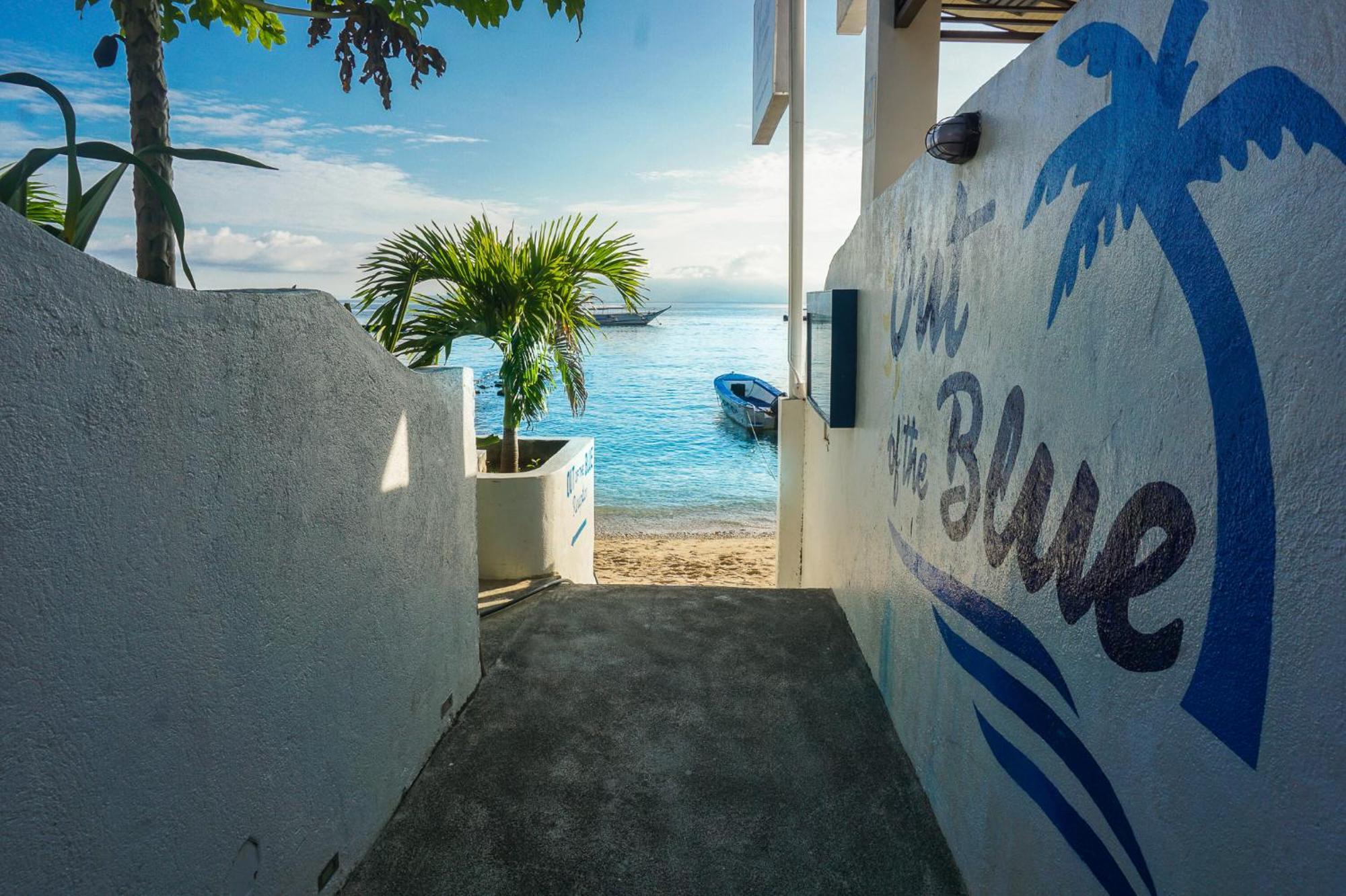 Out Of The Blue Resort Puerto Galera Exterior foto