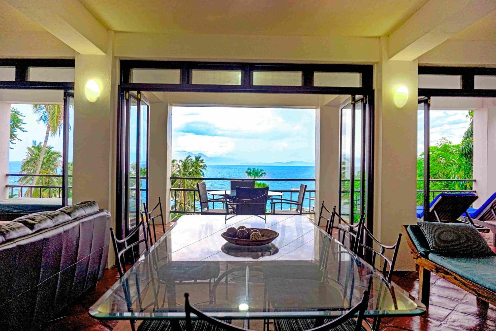Out Of The Blue Resort Puerto Galera Zimmer foto