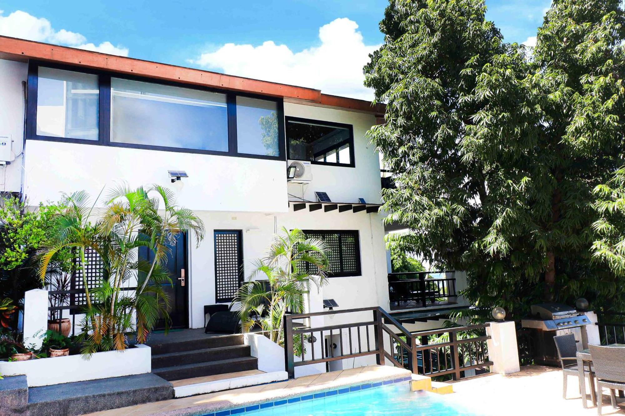 Out Of The Blue Resort Puerto Galera Zimmer foto